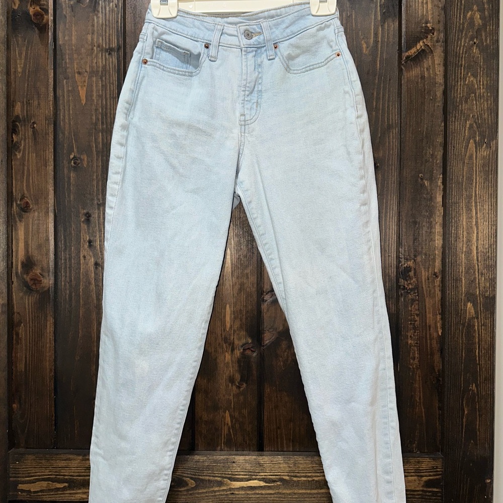 Old Navy Light Wash Straight Leg Jeans